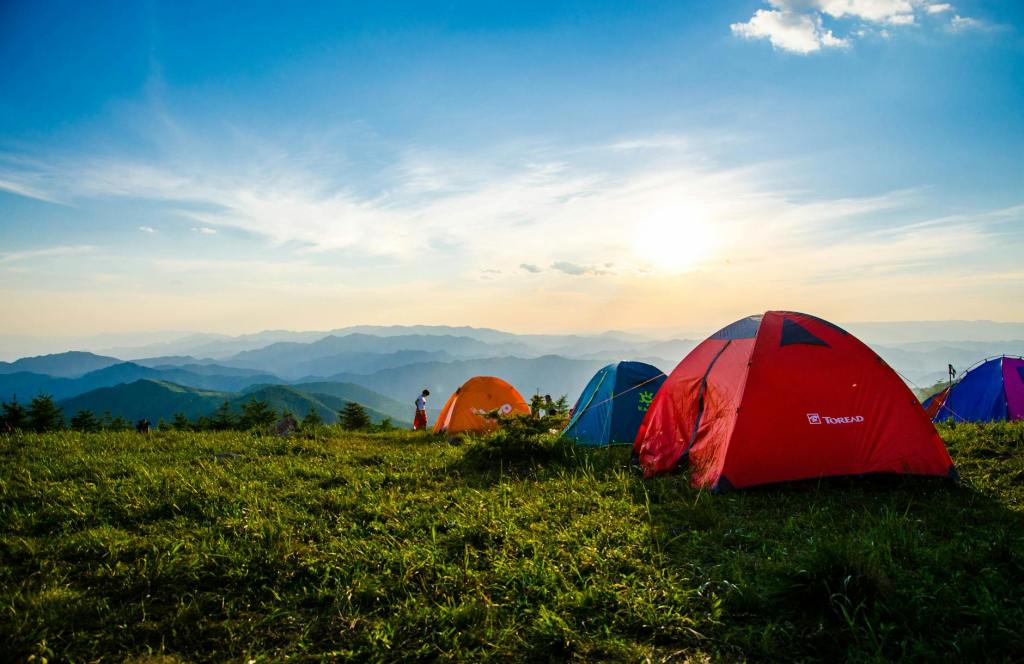 Practical Guide: How to Plan the Perfect Camping Trip for the Whole Family